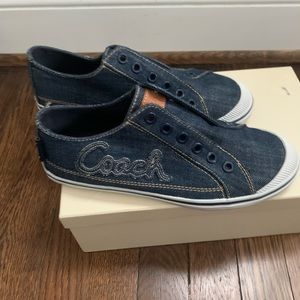 Coach size 6 sneakers